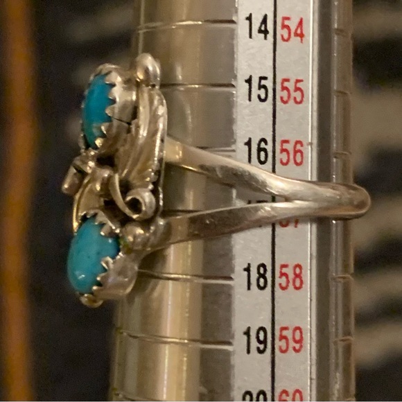 Navajo Turquoise Ring - Picture 5 of 7
